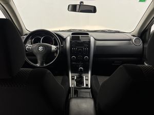 Suzuki Grand Vitara 1.9 JXE 5 PUERTAS  - Foto 28