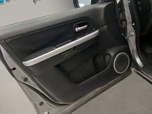 Suzuki Grand Vitara 1.9 JXE 5 PUERTAS  - Foto 13