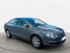 Volkswagen Passat 2.0 TDI 140cv Advance  - Foto 9