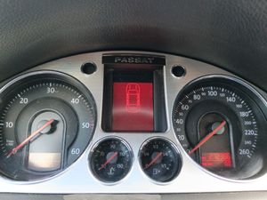 Volkswagen Passat 2.0 TDI 140cv Advance  - Foto 14
