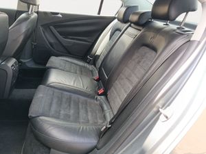 Volkswagen Passat 2.0 TDI 140cv Advance  - Foto 18