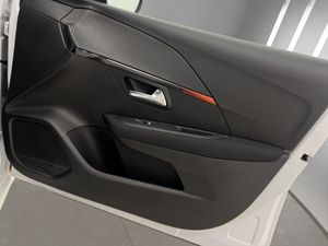 Peugeot 208 BlueHDi 73kW (100CV) Active Pack  - Foto 18