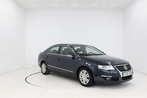 Volkswagen Passat 2.0  - Foto 5