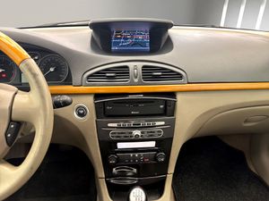 Renault Laguna Privilege 2.0dCi 150CV E4  - Foto 17