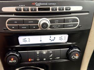 Renault Laguna Privilege 2.0dCi 150CV E4  - Foto 28