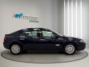 Renault Laguna Privilege 2.0dCi 150CV E4  - Foto 8