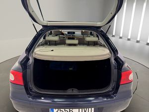 Renault Laguna Privilege 2.0dCi 150CV E4  - Foto 21
