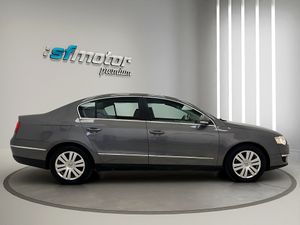 Volkswagen Passat 2.0 TDI 140cv Advance  - Foto 9