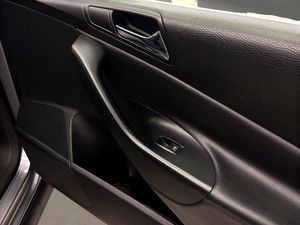 Volkswagen Passat 2.0 TDI 140cv Advance  - Foto 29