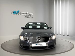 Volkswagen Passat 2.0 TDI 140cv Advance  - Foto 4
