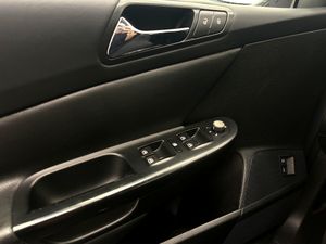 Volkswagen Passat 2.0 TDI 140cv Advance  - Foto 27