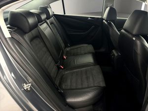 Volkswagen Passat 2.0 TDI 140cv Advance  - Foto 11