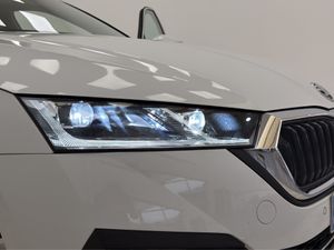 Skoda Octavia Combi 2.0 TDI 110kW (150CV) DSG Style  - Foto 28