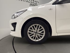 Kia Rio 1.2 DPi 62kW (84CV) Concept  - Foto 18