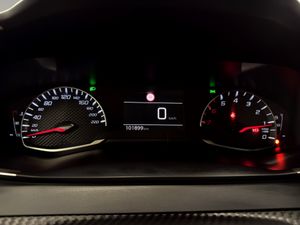 Peugeot 2008 Active Pack BlueHDI 81kW (110CV)  - Foto 12