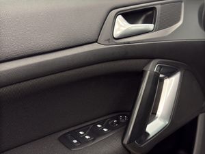 Peugeot 308 5p Allure Pack BlueHDI 130 S&S EAT8  - Foto 13