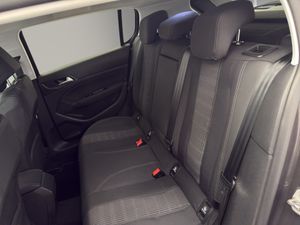 Peugeot 308 5p Allure Pack BlueHDI 130 S&S EAT8  - Foto 14