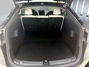 Tesla Model Y Gran Autonomía 4WD  - Foto 19
