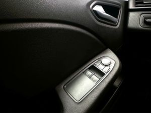 Renault Clio Business 1.6 E-Tech Hybrid 140CV BVA6  - Foto 13