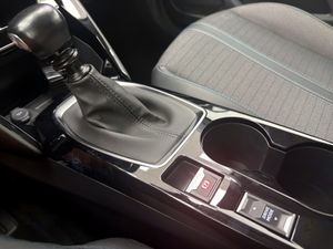 Peugeot 2008 Allure BlueHDI 81kW (110CV)  - Foto 29