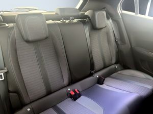 Peugeot 2008 Allure BlueHDI 81kW (110CV)  - Foto 14