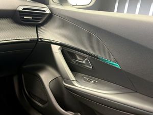 Peugeot 2008 Allure BlueHDI 81kW (110CV)  - Foto 18