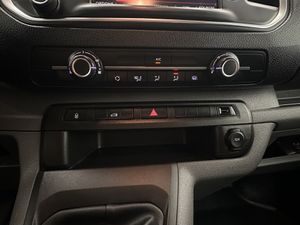 Citroën Spacetourer Talla M BlueHDi 110KW (150CV) Business Furgón DRIVER · LOC 64  - Foto 23