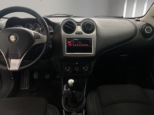 Alfa Romeo Mito 1.3 JTDm 95CV S&S Distinctive  - Foto 16