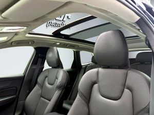 Volvo XC60 2.0 T6 AWD Recharge Plus Dark Auto  - Foto 23
