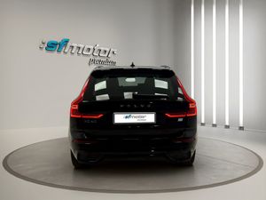 Volvo XC60 2.0 T6 AWD Recharge Plus Dark Auto  - Foto 6