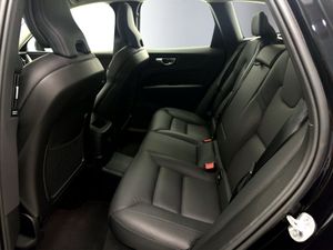 Volvo XC60 2.0 T6 AWD Recharge Plus Dark Auto  - Foto 14