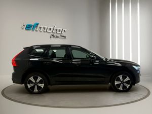 Volvo XC60 2.0 T6 AWD Recharge Plus Dark Auto  - Foto 8