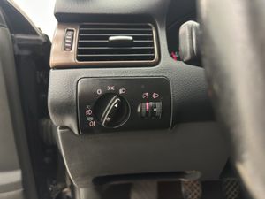 Audi A6 2.5 TDI  - Foto 23