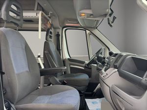 Peugeot Boxer Minibús 17 plazas 3.0 HDi 157 CV  - Foto 18