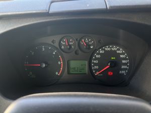 Ford Transit 330 M Semielevado 140CV Furgón Techo Semielevado · Oficina Móvil  - Foto 12
