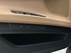 BMW Serie 7 740d 306CV  - Foto 26