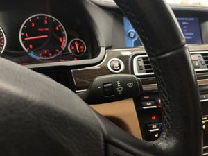 BMW Serie 7 740d 306CV  - Foto 28
