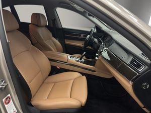 BMW Serie 7 740d 306CV  - Foto 19