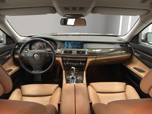 BMW Serie 7 740d 306CV  - Foto 15