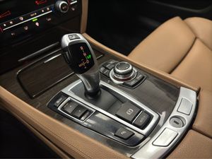 BMW Serie 7 740d 306CV  - Foto 30