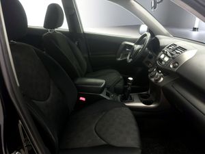 Toyota Rav4 2.2 D-4D 150CV 4x2  - Foto 20