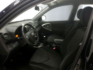 Toyota Rav4 2.2 D-4D 150CV 4x2  - Foto 10