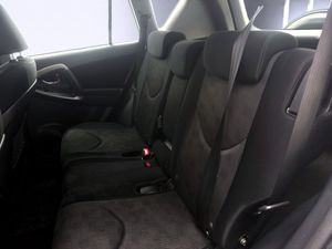 Toyota Rav4 2.2 D-4D 150CV 4x2  - Foto 15