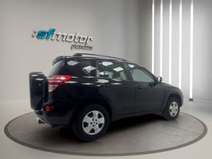 Toyota Rav4 2.2 D-4D 150CV 4x2  - Foto 7