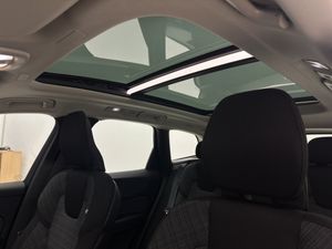 Volvo XC60 2.0 T6 AWD Recharge Core Auto  - Foto 40