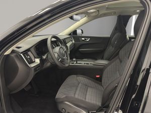 Volvo XC60 2.0 T6 AWD Recharge Core Auto  - Foto 10