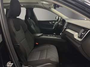 Volvo XC60 2.0 T6 AWD Recharge Core Auto  - Foto 19