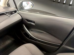 Toyota Corolla 1.8 125H BUSINESS E-CVT SEDAN  - Foto 16