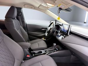Toyota Corolla 1.8 125H BUSINESS E-CVT SEDAN  - Foto 17