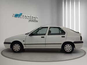 Renault 19 ADAGIO 1.9 DT 93CV  - Foto 4